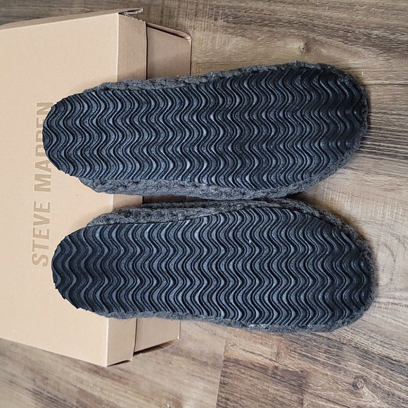 NWT Steve Madden Vesa-c Grey Slip on Knit Cloggs - Picture 3 of 7